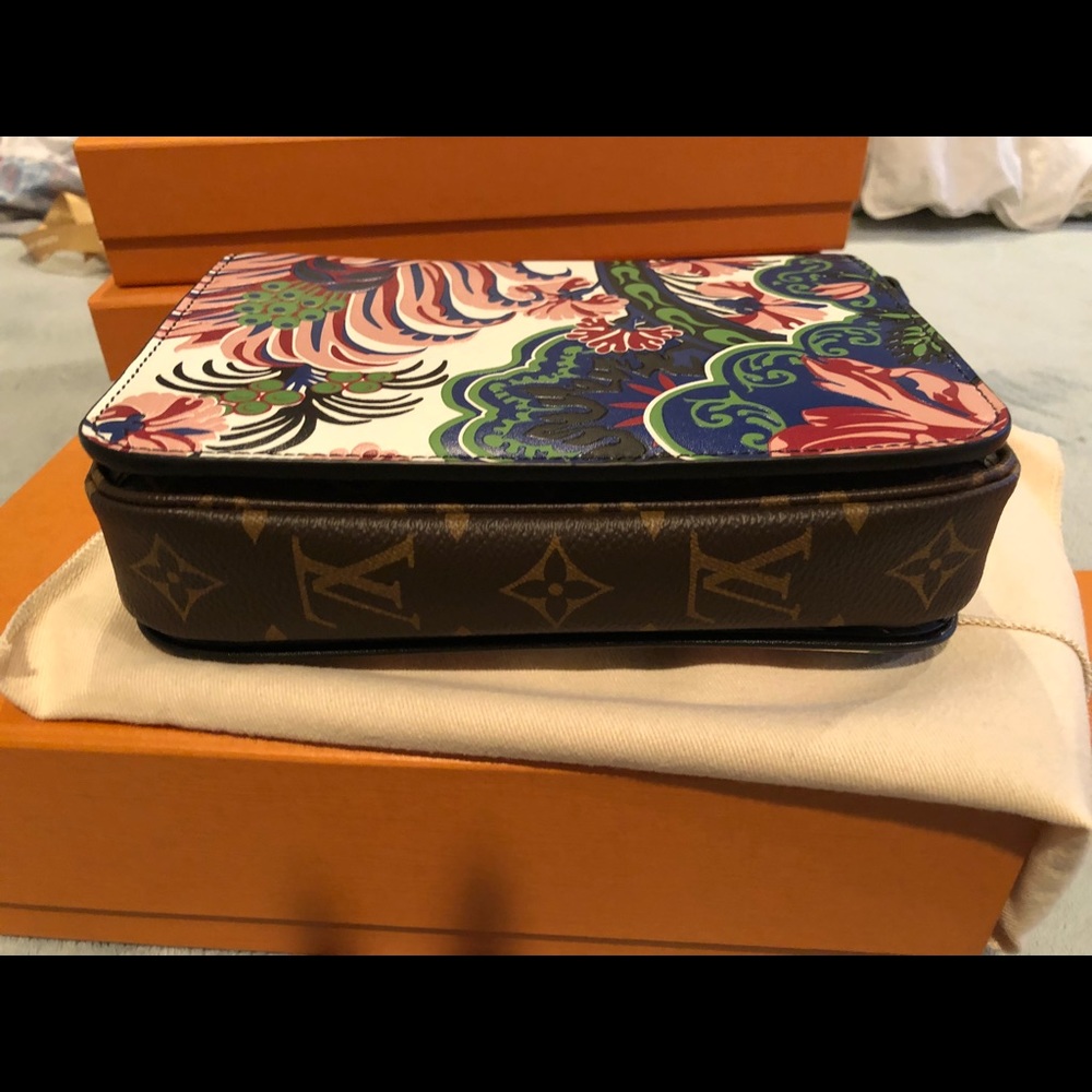 🌟🌟 New Authentic LV Pochette Métis Mini🌟🌟 - Picture 7 of 9